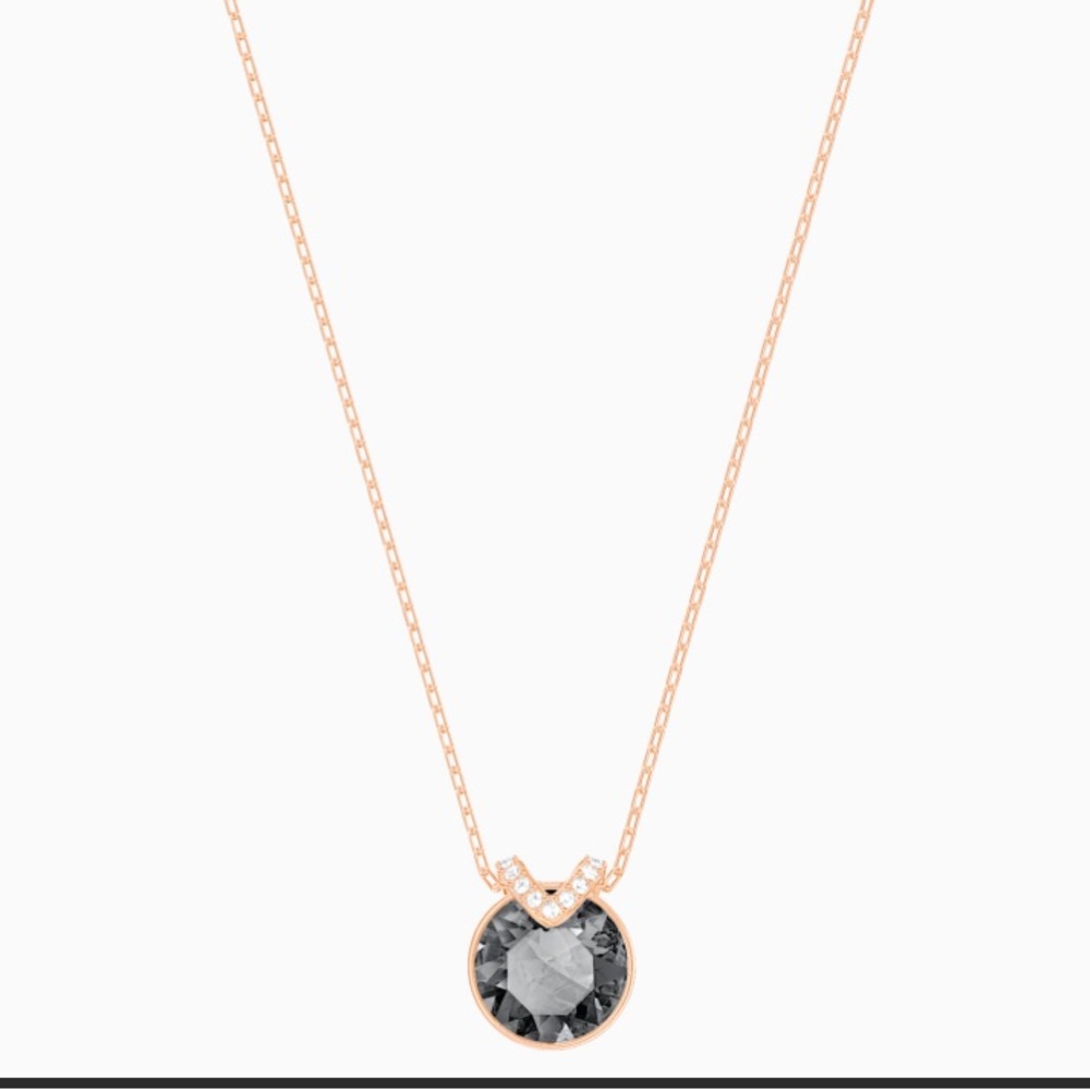 NEW Swarovski Bella V pendant